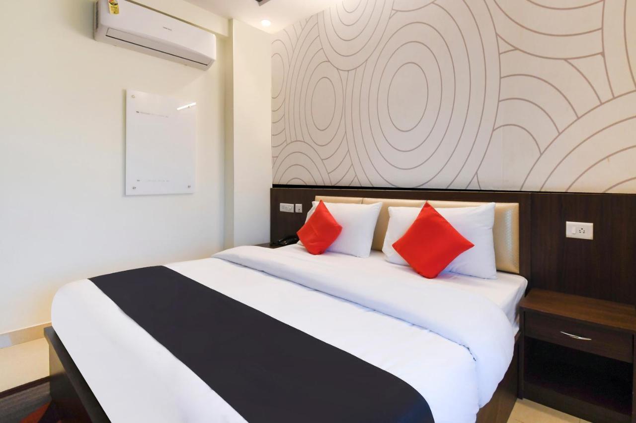 Capital O 70097 Sudha Inn Lucknow Luaran gambar