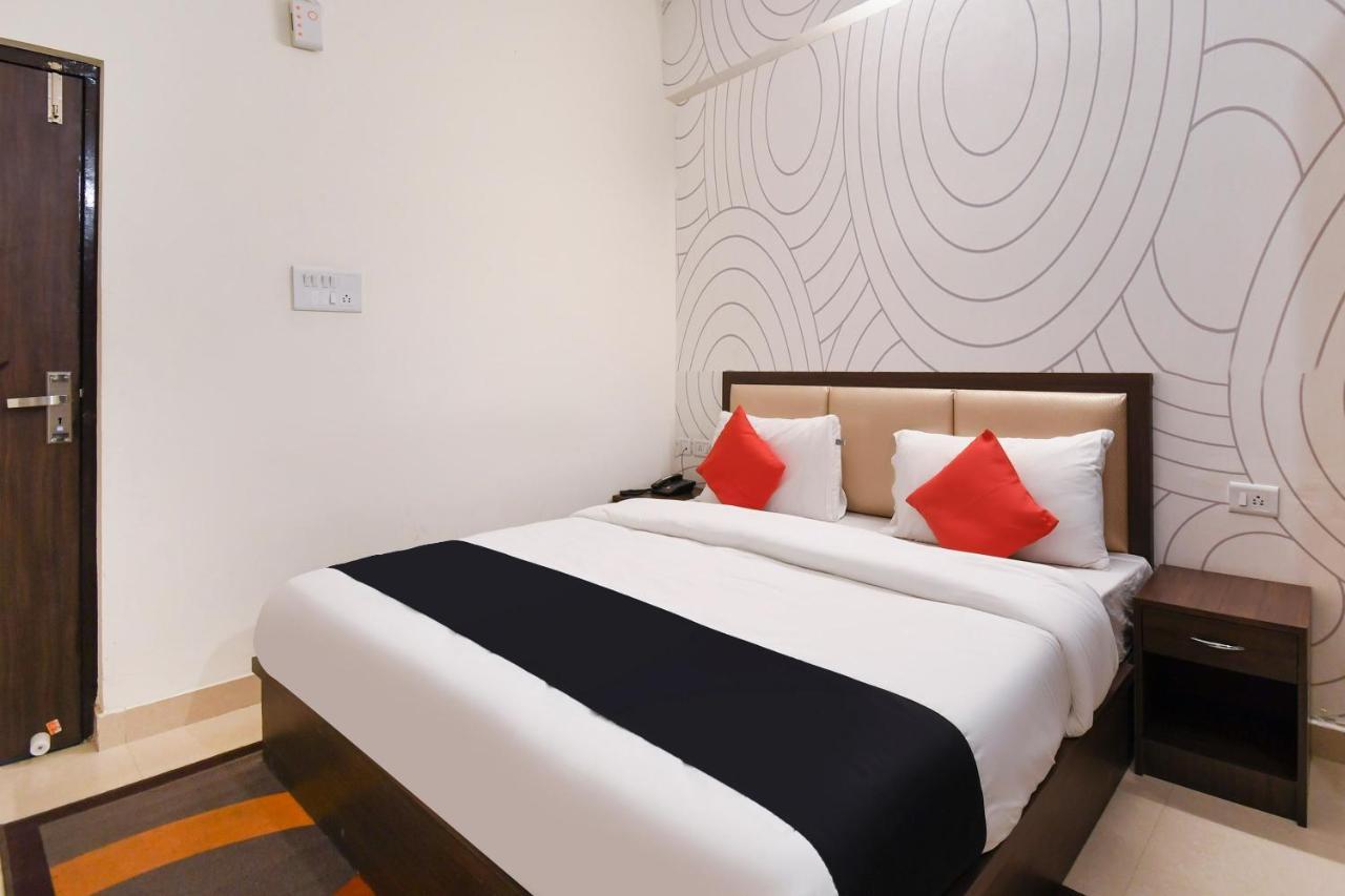 Capital O 70097 Sudha Inn Lucknow Luaran gambar