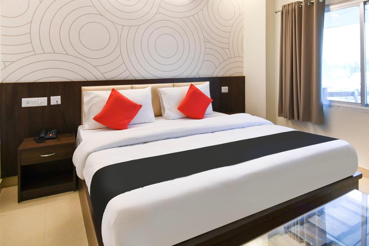 Capital O 70097 Sudha Inn Lucknow Luaran gambar