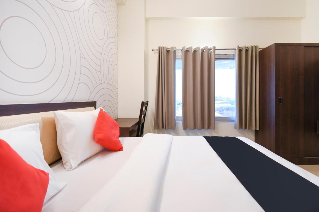 Capital O 70097 Sudha Inn Lucknow Luaran gambar