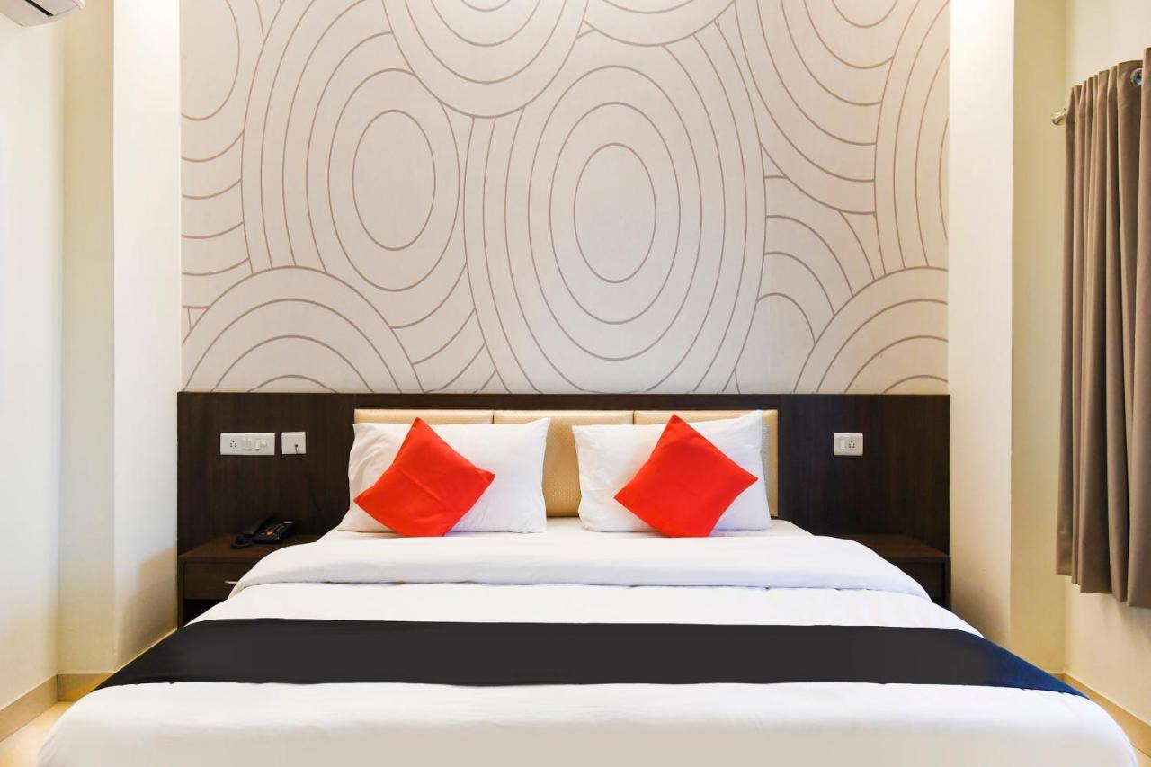 Capital O 70097 Sudha Inn Lucknow Luaran gambar